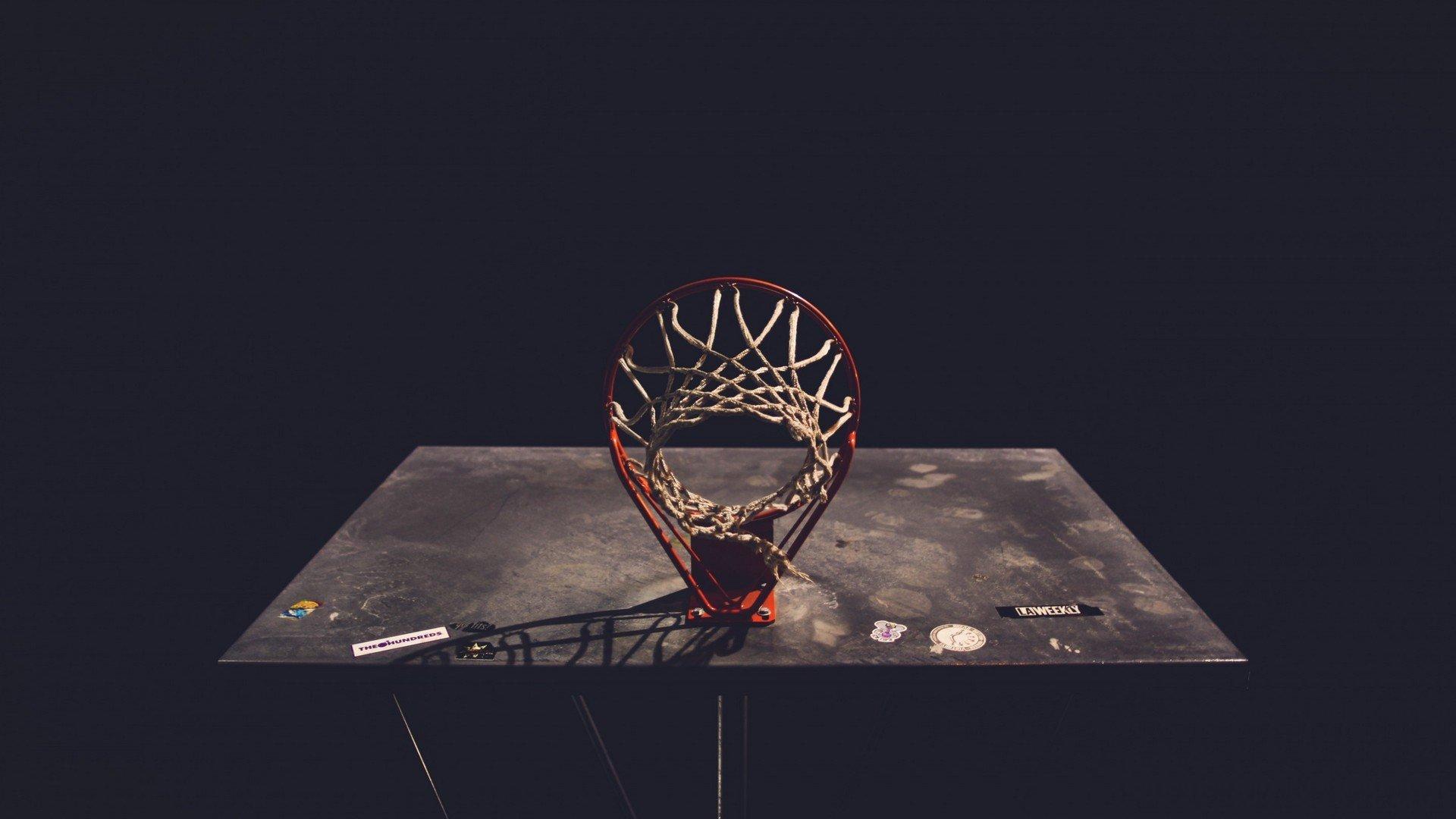 滕哈赫确认曼联希望其继续执教，续约谈判即将启动，重塑红魔辉煌成焦点